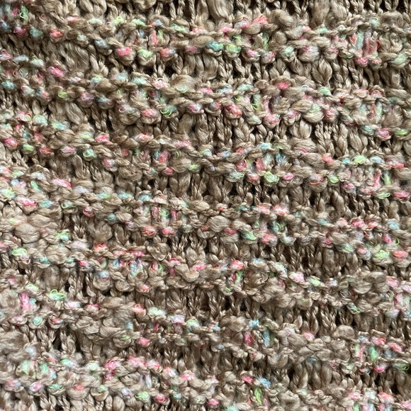 NWOT Neutral Tone V Neck Crochet Sweater - Picture 6 of 7